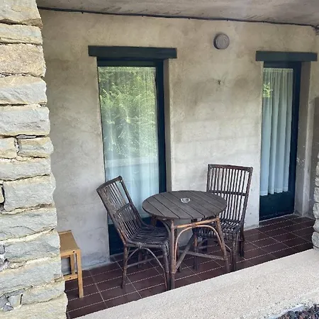 Hostatgeria I Restaurant Coll De Condreu *
