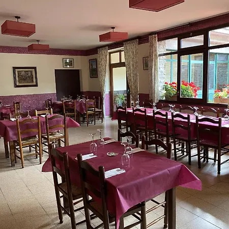 Hostatgeria I Restaurant Coll De Condreu Les Planes d'Hostoles