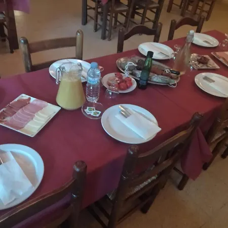 Hostatgeria I Restaurant Coll De Condreu